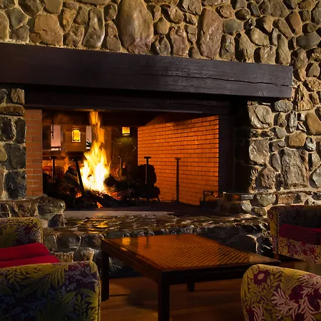 Sequoia Hotell
