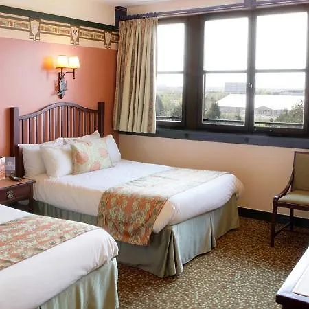 Sequoia Hotel 3*