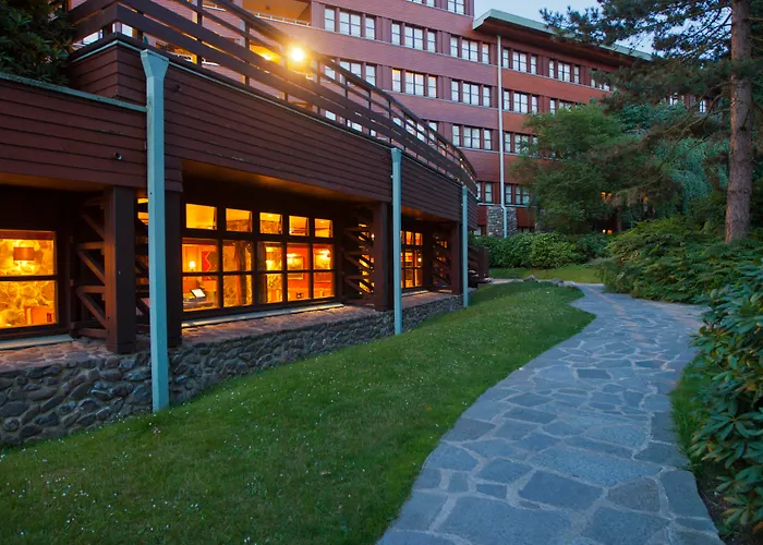 Sequoia Hotel 3*